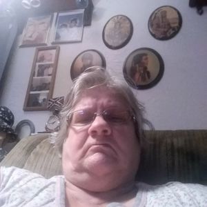 Meet your Posher, Annette